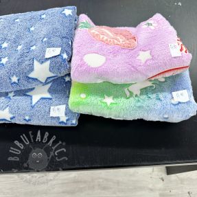 Pakiet tkanin polar Świecący w ciemności 020