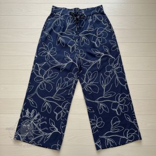 Tkanina wiskozowa z lnem EMBROIDERY Flower Danielle navy