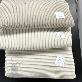 Pakiet tkanin sztruks HUGGY 042