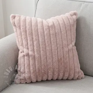 Sztuczne futro Stripes Luxe old rose