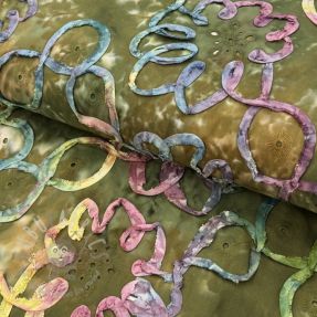 Bawełniana tkanina TIE DYE EMBROIDERY Elise tape design A