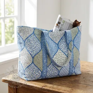 Bawełniana tkanina Flowers patchwork baby blue