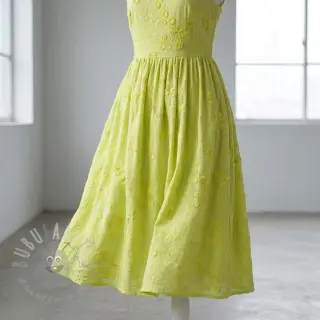 Bawełniana tkanina EMBROIDERY Catchy leaves lime