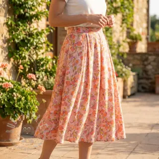 Wiskoza RAYON POPLIN Simplistic flowers design A
