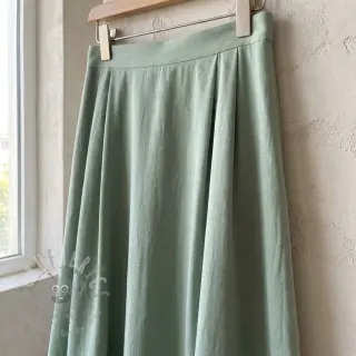 Tkanina wiskozowa z lnem BUBBLY light mint