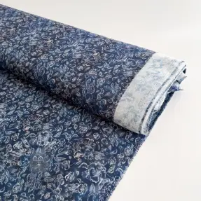 Wiskoza RAYON POPLIN White flowers design C