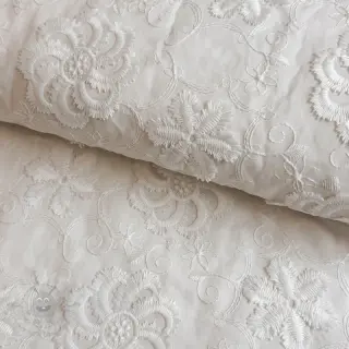 Bawełniana tkanina EMBROIDERY Catchy Flowy white