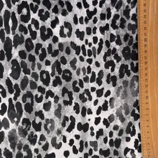 Dresówka drapana Animal skin grey digital print