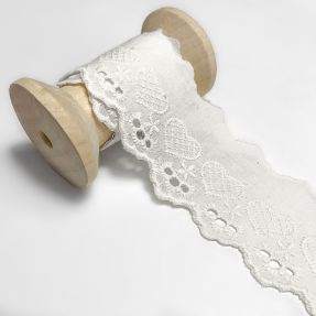 Koronka Heart white