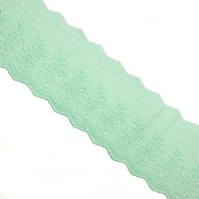 Koronka Double flower light mint