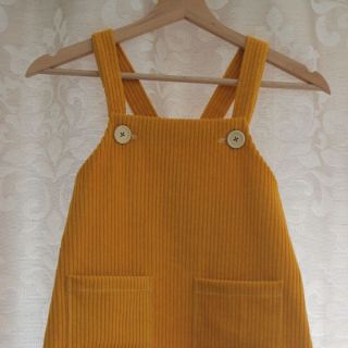 Menčester yellow