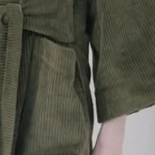 Sztruks army green
