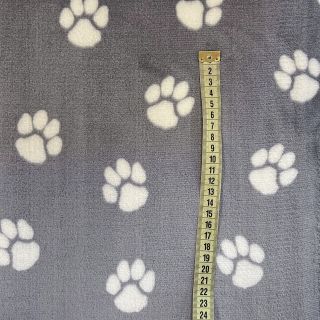 Wellness Fleece Dog paw light grey