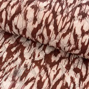 Pikowana tkanina Blurry Ikat brown