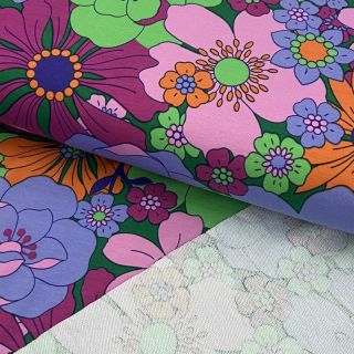 Dresówka NERIDA HANSEN Blomster dark green