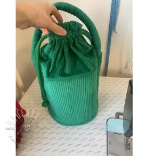 Sztruks emerald