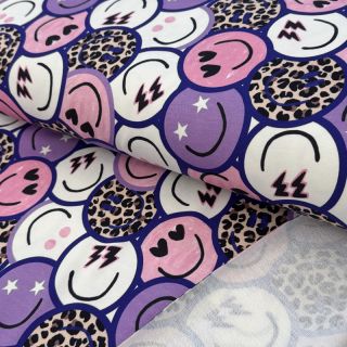 Dresówka Happy faces purple digital print