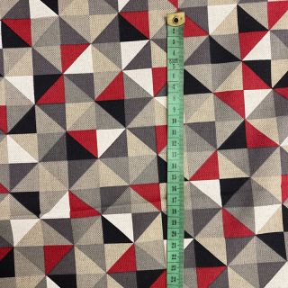 Tkanina dekoracyjna Linenlook Diamond triangle red