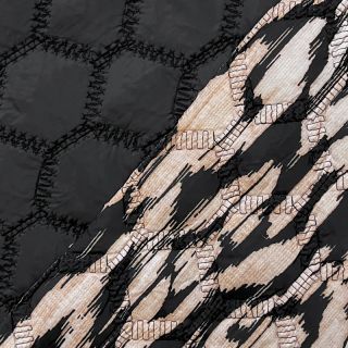 Pikowana tkanina Blurry Ikat black
