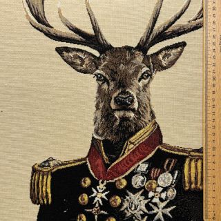 Tkanina dekoracyjna GOBELIN PREMIUM Deer Admiral Statue PANEL
