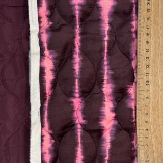 Pikowana tkanina VELVET Stripes cerise
