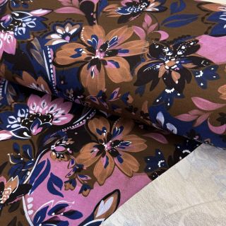 Dresówka Flowers Mici brown digital print