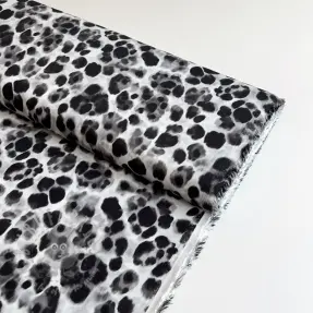 Wiskoza SATIN Animal skin black digital print