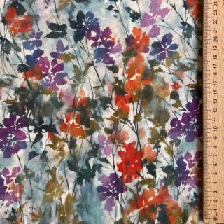 Wiskoza SATIN Flowie Kin off white digital print