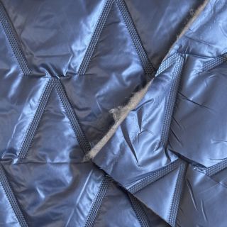 Pikowana tkanina Triangle jeans