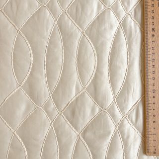 Pikowana tkanina Cord off white