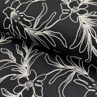 Bawełniana tkanina EMBROIDERY GABARDINE Luana black