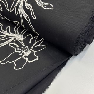 Bawełniana tkanina EMBROIDERY GABARDINE Luana black
