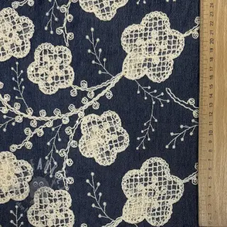 Bawełniana tkanina JEANS EMBROIDERY Flora design C